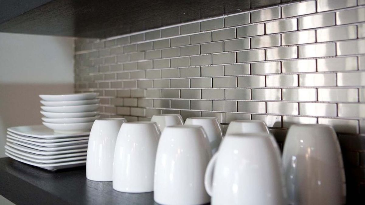 Peetri lnc stone tile and slab material