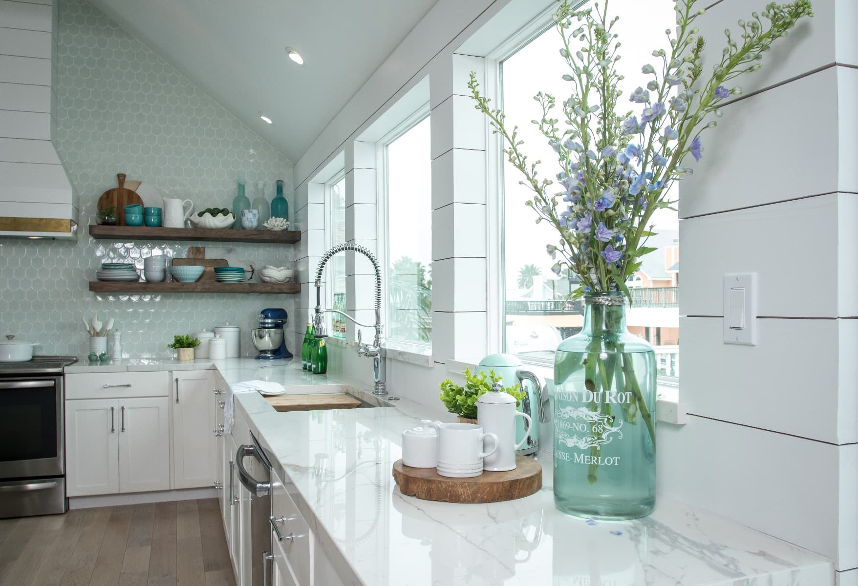 Peetri lnc Kitchen LADD1200 1 stone tile and slab material